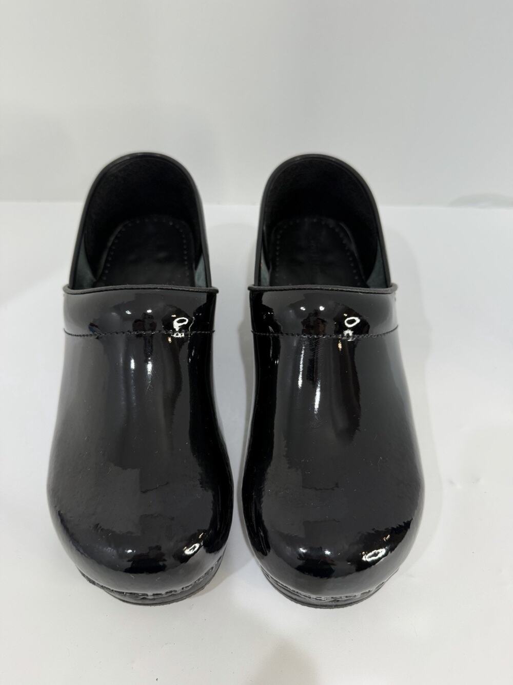 sanita clogs 42 Wide Black